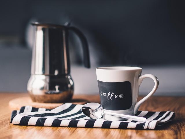 Mastering the Art of Frothy Milk and Tasty Toppings