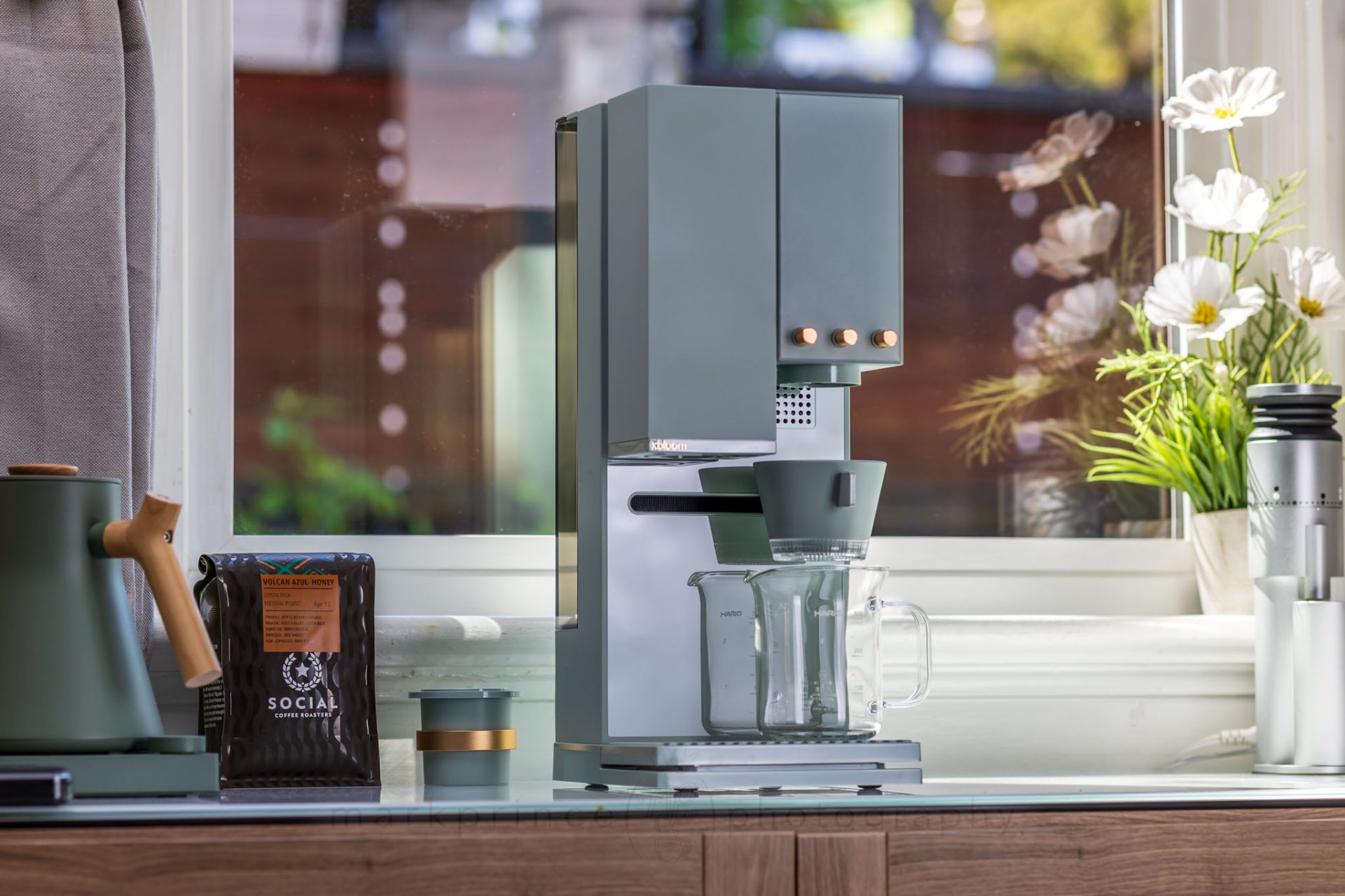 The xBloom Studio: Competitors-Stage Pour Over on Autopilot